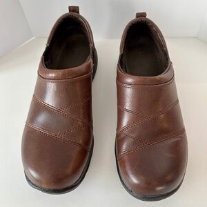 LL Bean Comfort Mocs Brown Leather Slip On Loafers Women’s Size 10